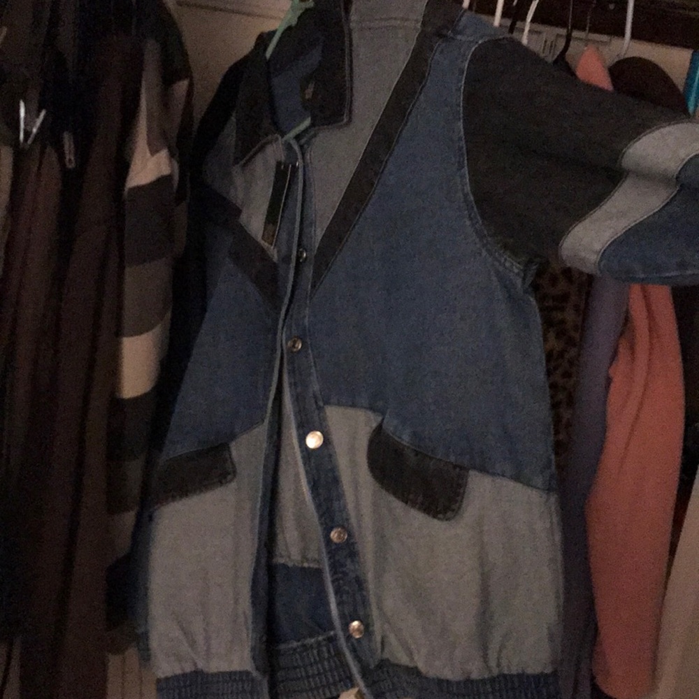 🌸NWT PATCHWORK DENIM JACKET🌸